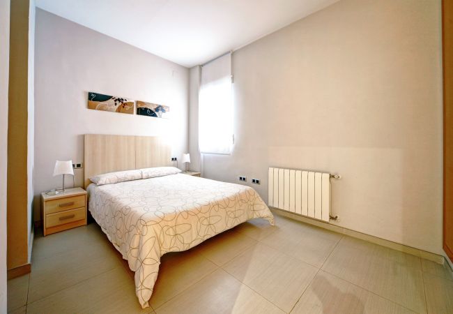 Apartment in Valencia / València - Marina Real 2 bedrooms apt. - 5 ppl Apartment in Valencia / València - Marina Real 2 bedrooms apt. - 5 ppl
