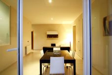 Apartment in Valencia / València - Marina Real 2 bedrooms apt. - 4 ppl