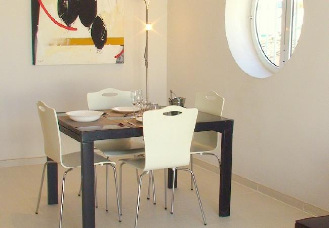 Apartment in Valencia - Marina Real 2 bedrooms with terrace - 5 ppl Apartment in Valencia - Marina Real 2 bedrooms with terrace - 5 ppl