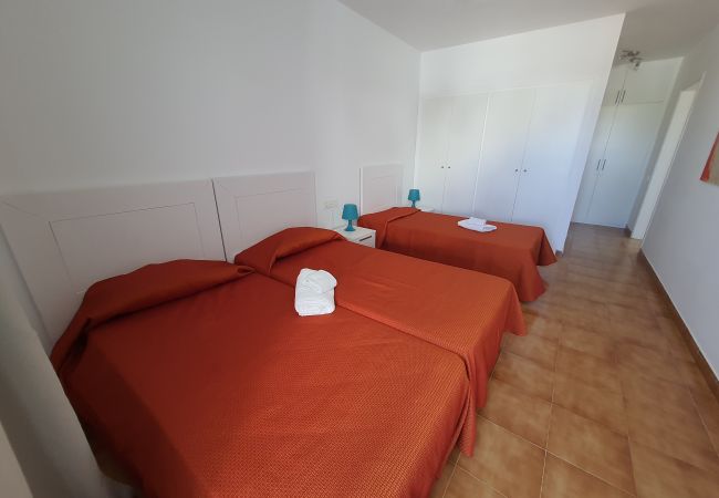 Apartment in Costa Teguise - Costa Teguise Beach - 2 bedrooms - 7 ppl- 218 Apartment in Costa Teguise - Costa Teguise Beach - 2 bedrooms - 7 ppl- 218