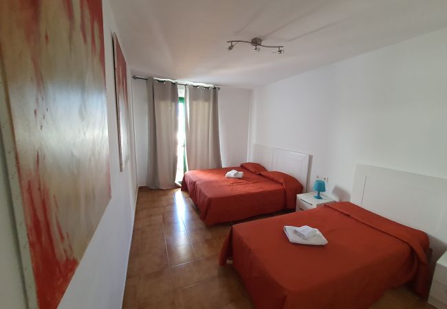 Apartment in Costa Teguise - Costa Teguise Beach - 2 bedrooms - 7 ppl- 218 Apartment in Costa Teguise - Costa Teguise Beach - 2 bedrooms - 7 ppl- 218