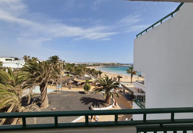  in Costa Teguise - Costa Teguise Beach 1 Bedrooms - 2 ppl- 220